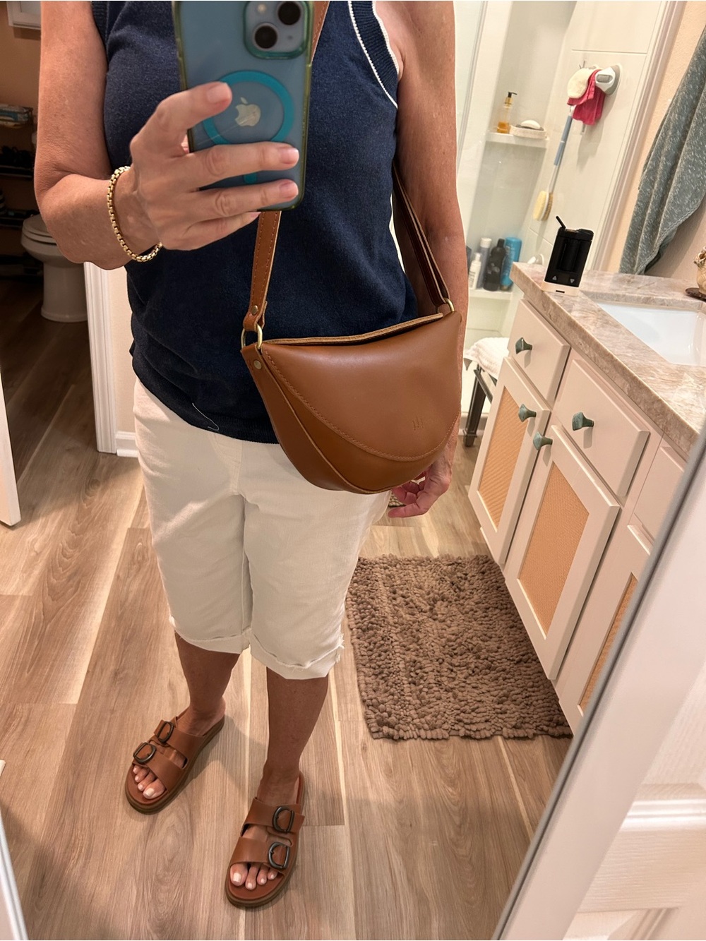 Portland Leather Tan Brown Crescent Crossbody BagPortland Leather Koala Crossbag